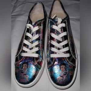 Steve Madden Bobbi 30 Comic Print Size 9 Shoe Ladies